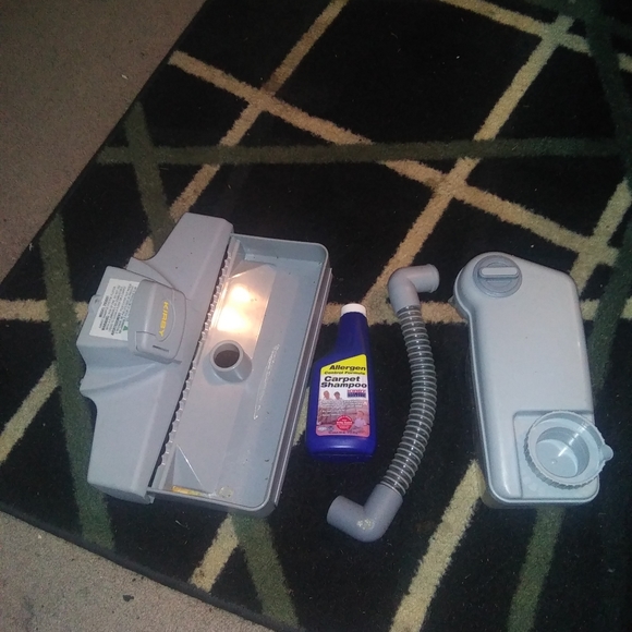 KIRBY CARPET SHAMPOO SYSTEM - Picture 4 of 4